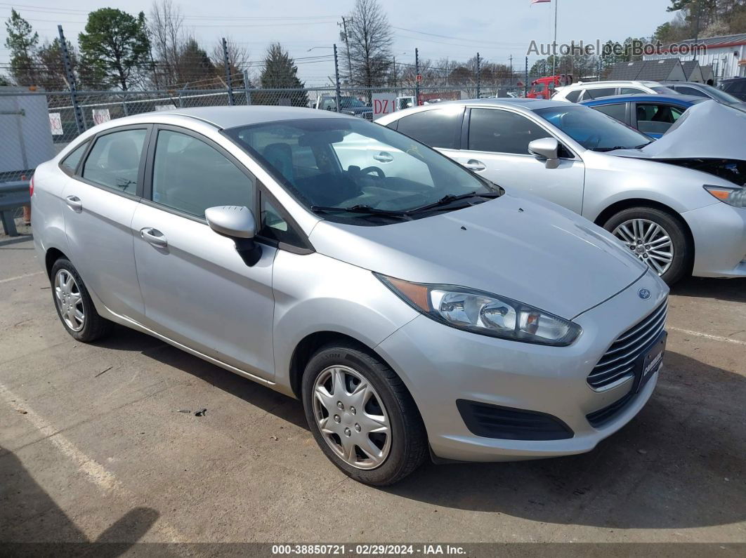 2015 Ford Fiesta S Silver vin: 3FADP4AJ2FM219694