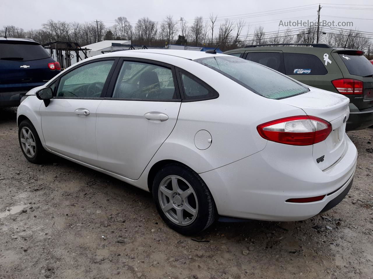 2016 Ford Fiesta S Белый vin: 3FADP4AJ2GM208583