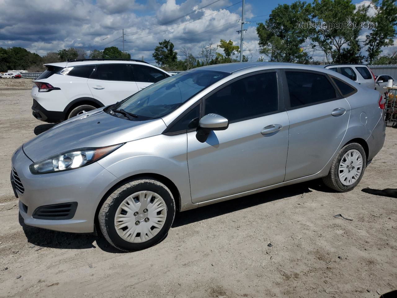 2017 Ford Fiesta S Silver vin: 3FADP4AJ3HM122717