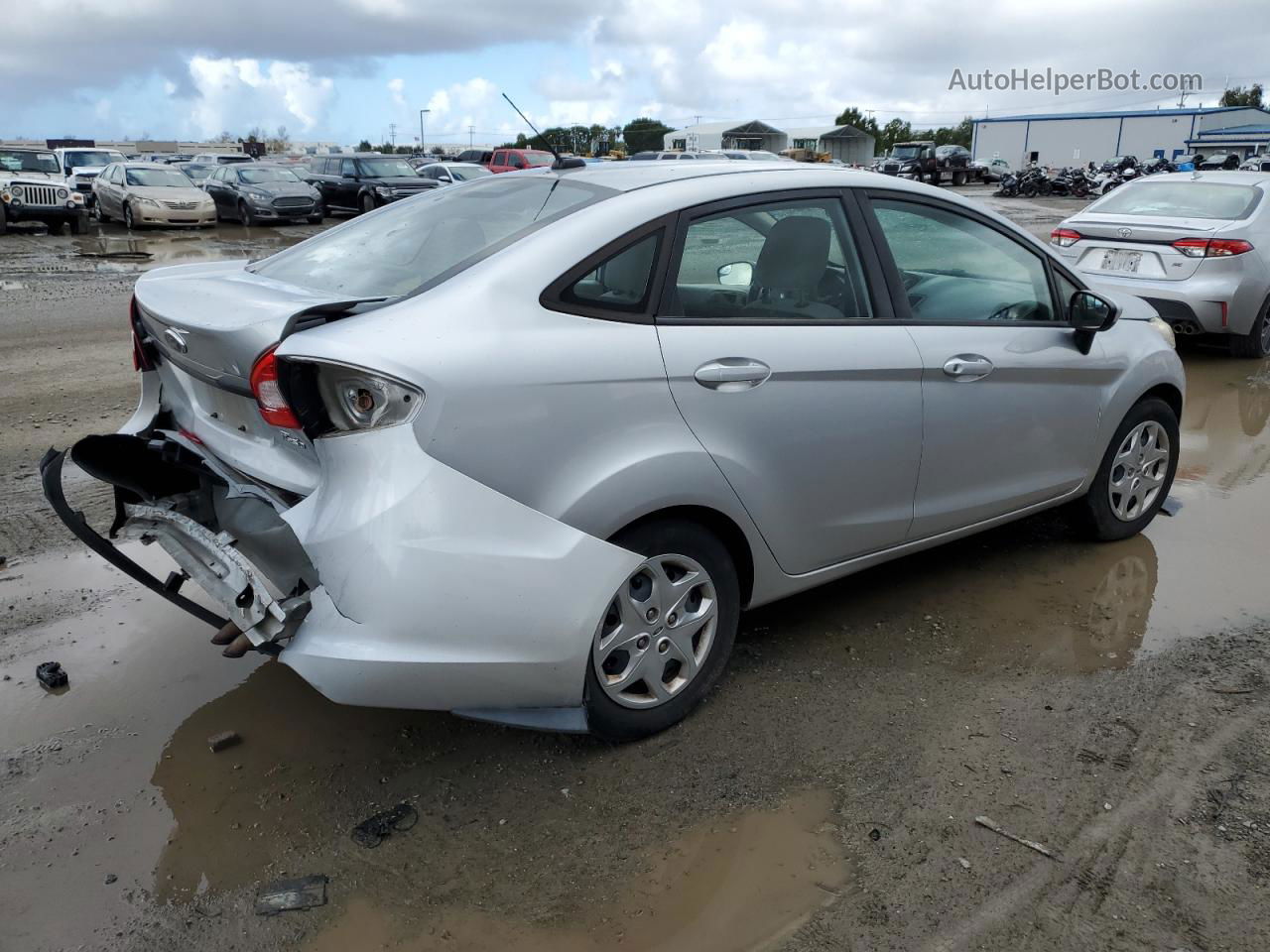 2011 Ford Fiesta S Silver vin: 3FADP4AJ4BM154504