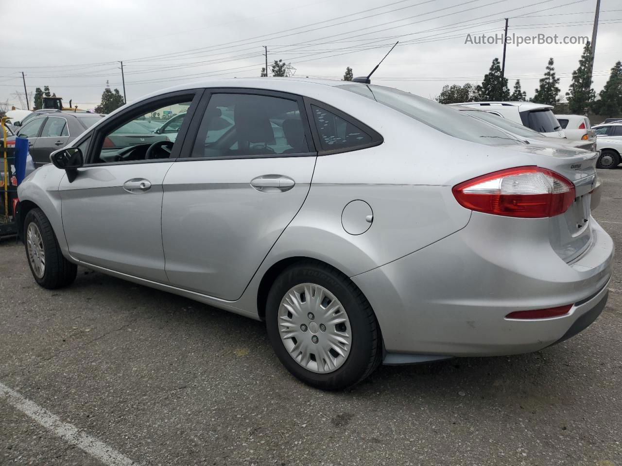 2015 Ford Fiesta S Silver vin: 3FADP4AJ4FM198461