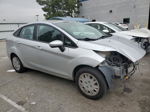 2015 Ford Fiesta S Серебряный vin: 3FADP4AJ4FM198461