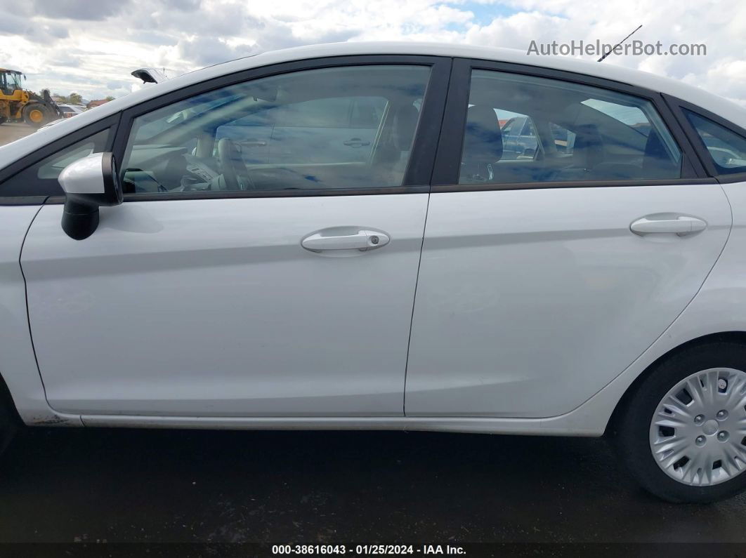 2019 Ford Fiesta S White vin: 3FADP4AJ4KM117064