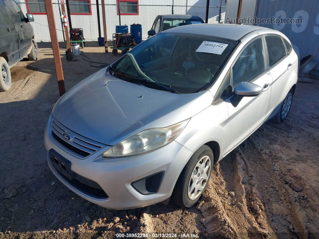 2011 Ford Fiesta S Silver vin: 3FADP4AJ6BM135694