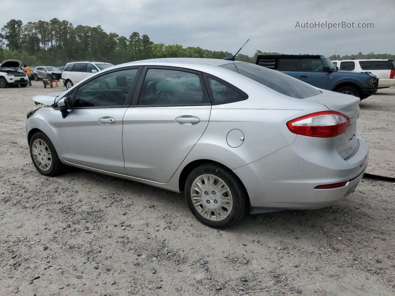 2015 Ford Fiesta S Silver vin: 3FADP4AJ7FM161422