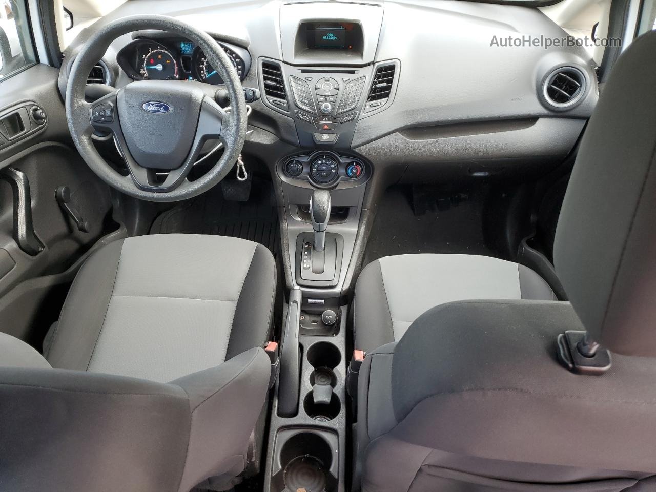 2015 Ford Fiesta S White vin: 3FADP4AJ8FM198351