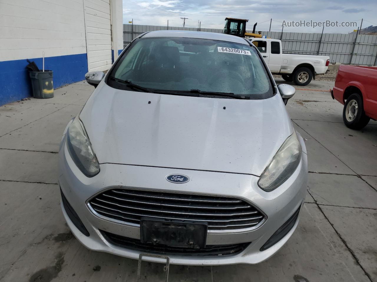 2015 Ford Fiesta S Silver vin: 3FADP4AJ8FM203886