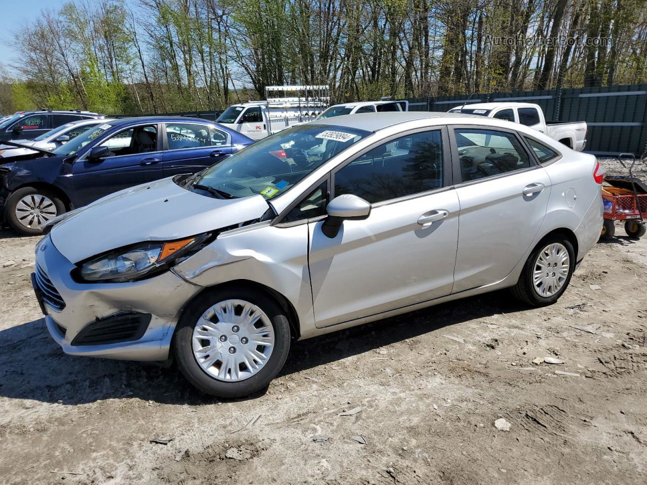 2017 Ford Fiesta S Silver vin: 3FADP4AJ8HM102964