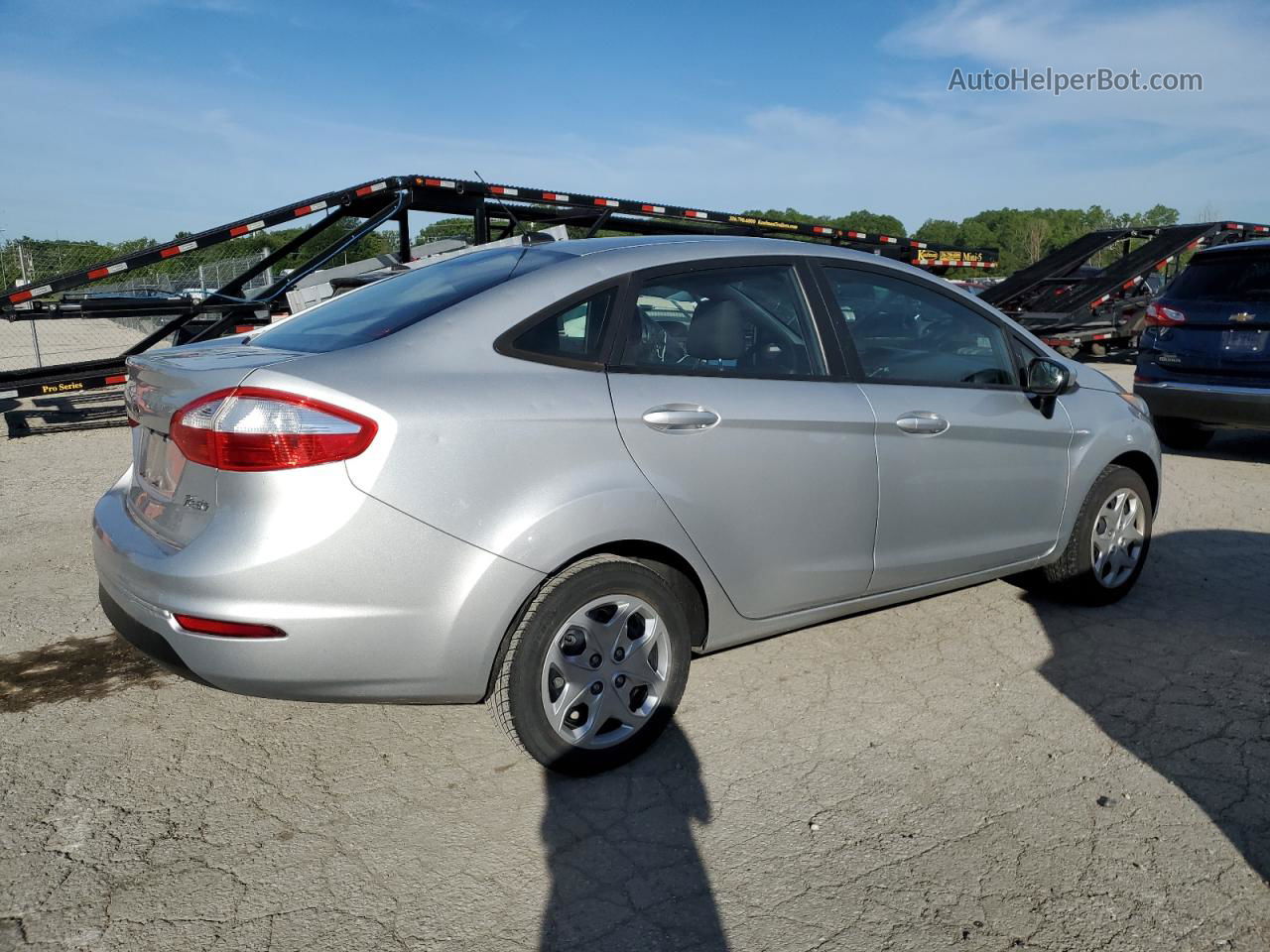 2017 Ford Fiesta S Silver vin: 3FADP4AJ8HM104634