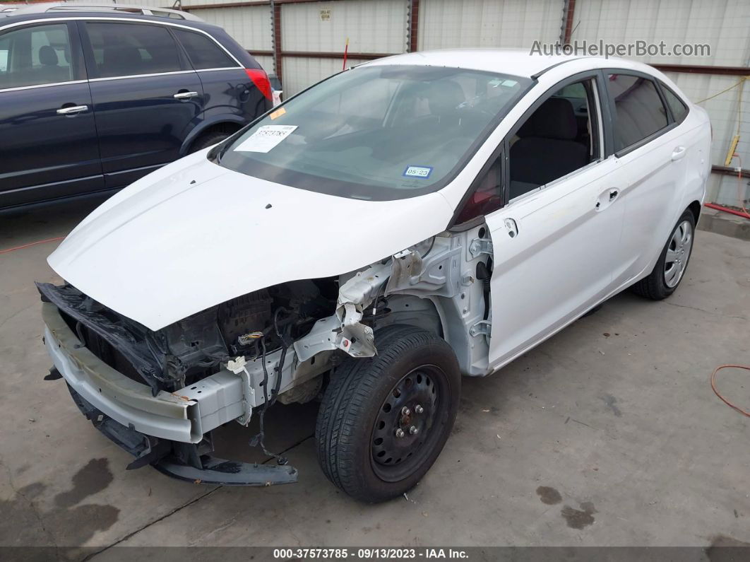 2015 Ford Fiesta S Белый vin: 3FADP4AJ9FM172048