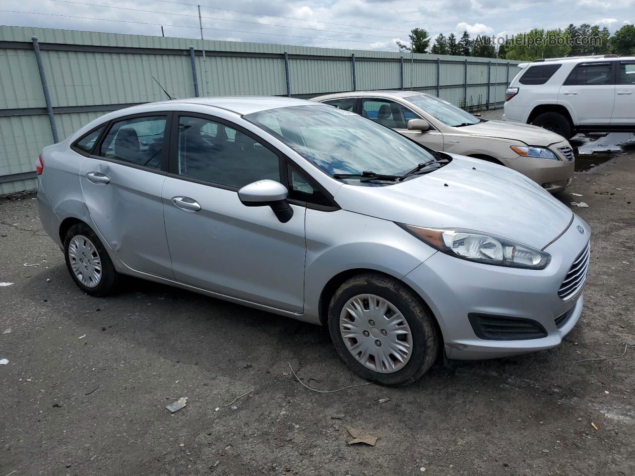 2015 Ford Fiesta S Silver vin: 3FADP4AJ9FM175192