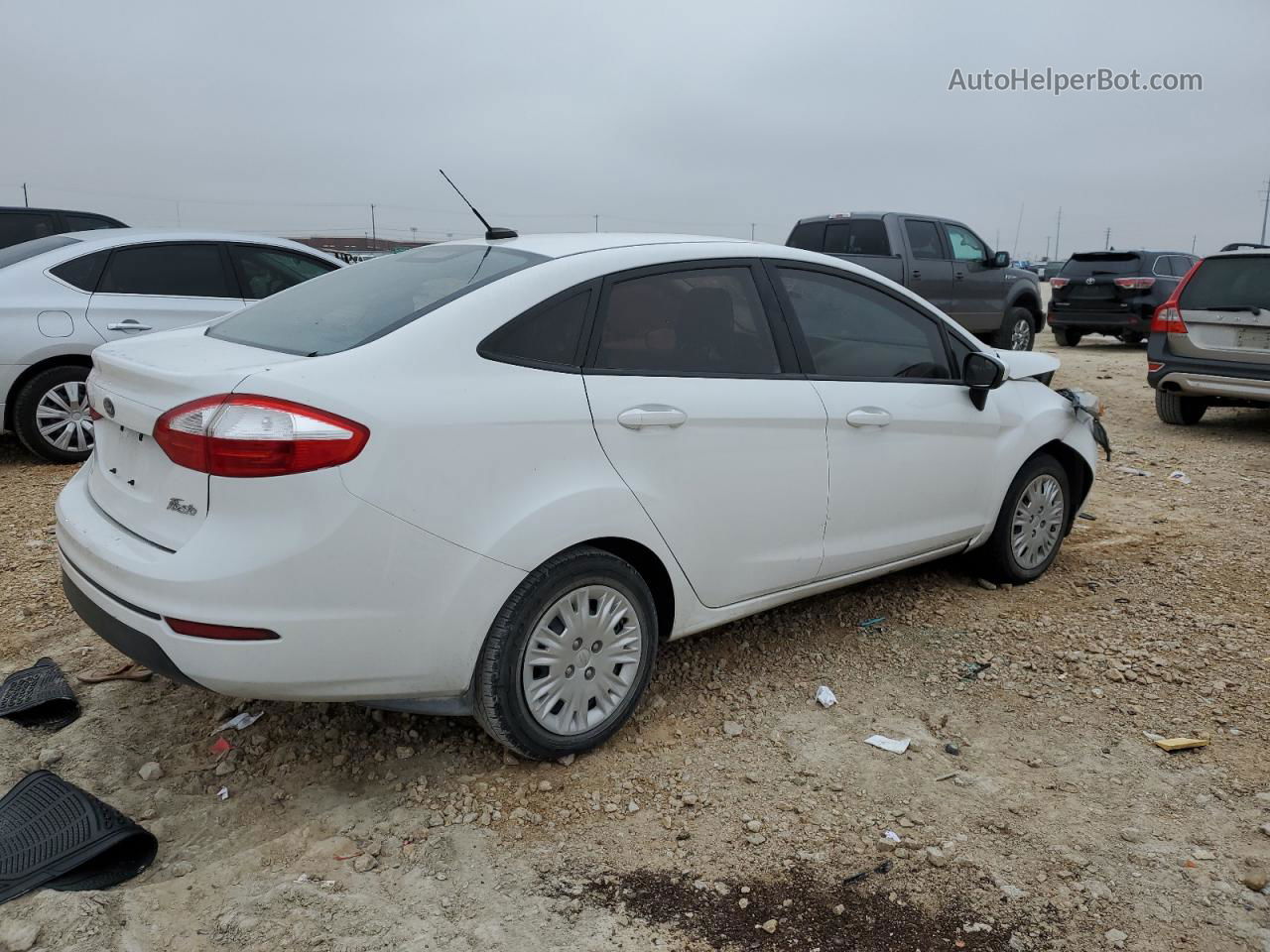 2017 Ford Fiesta S White vin: 3FADP4AJ9HM137609