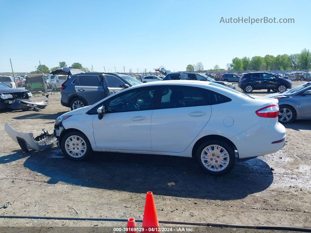 2017 Ford Fiesta S Белый vin: 3FADP4AJ9HM142633