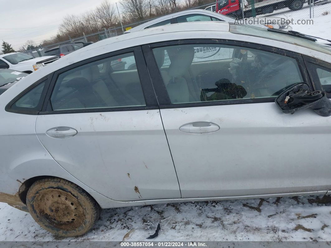 2011 Ford Fiesta S Silver vin: 3FADP4AJXBM179729