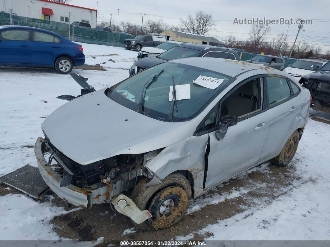 2011 Ford Fiesta S Silver vin: 3FADP4AJXBM179729