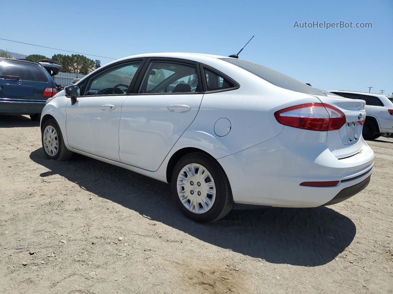 2016 Ford Fiesta S White vin: 3FADP4AJXGM193556