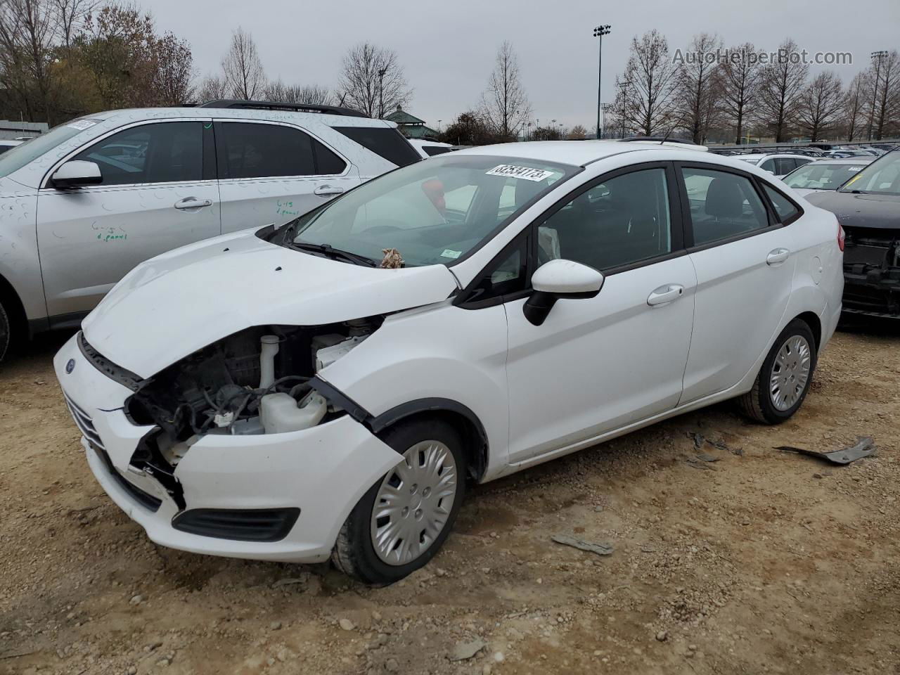 2019 Ford Fiesta S Белый vin: 3FADP4AJXKM127243