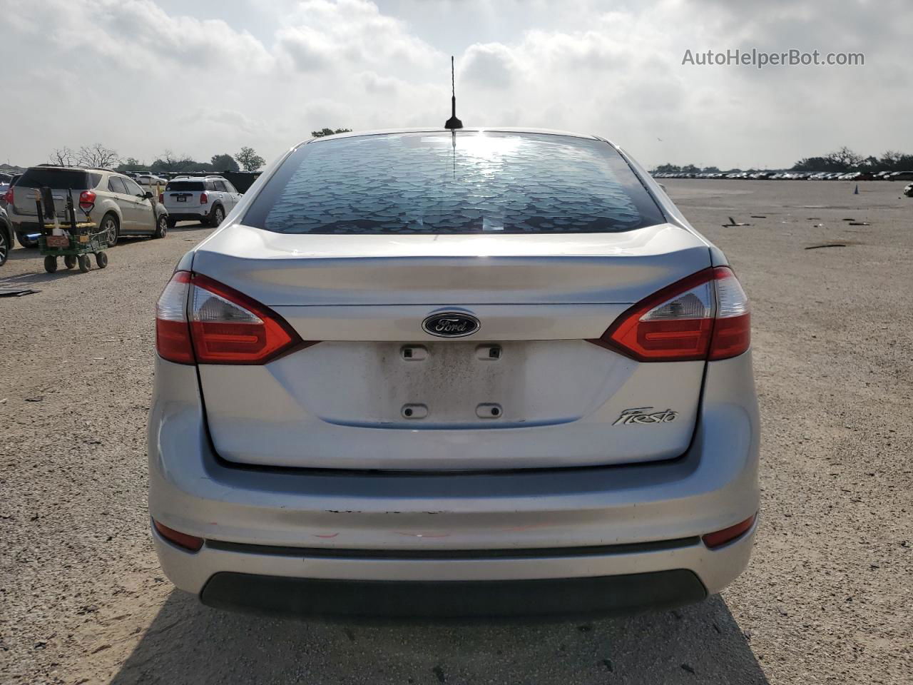 2015 Ford Fiesta Se Silver vin: 3FADP4BJ0FM158392