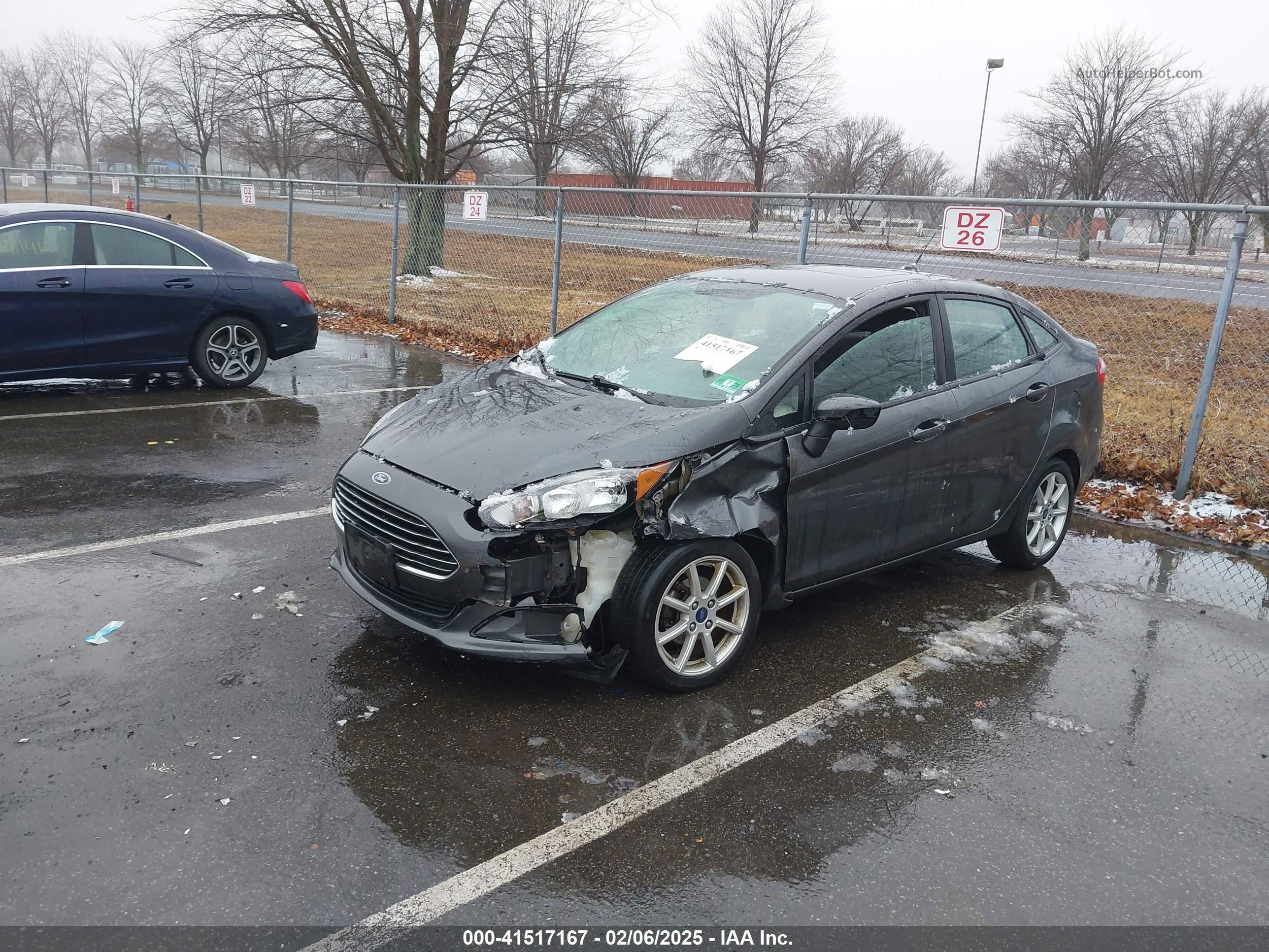2015 Ford Fiesta Se Серый vin: 3FADP4BJ0FM170901