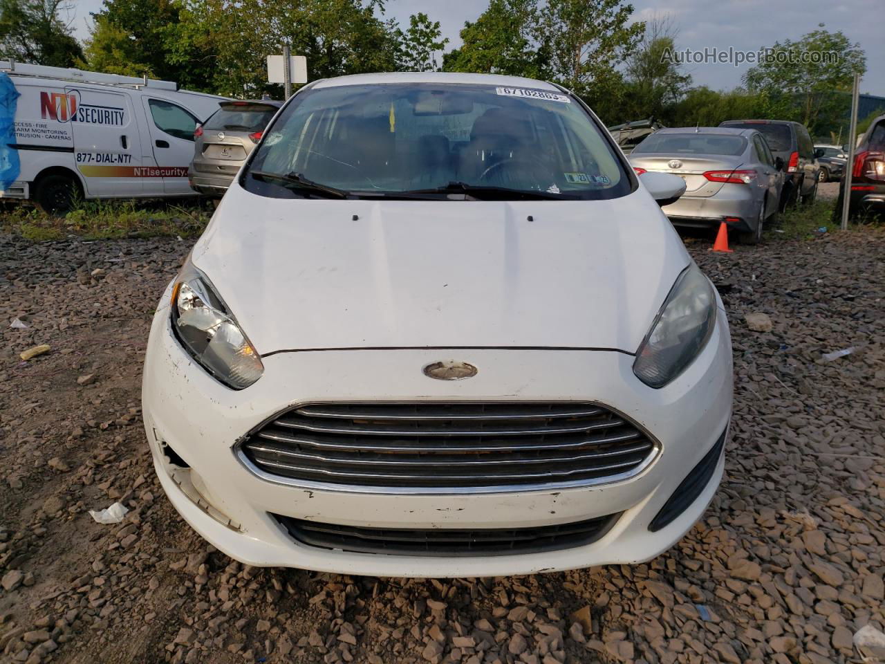 2015 Ford Fiesta Se White vin: 3FADP4BJ0FM204514