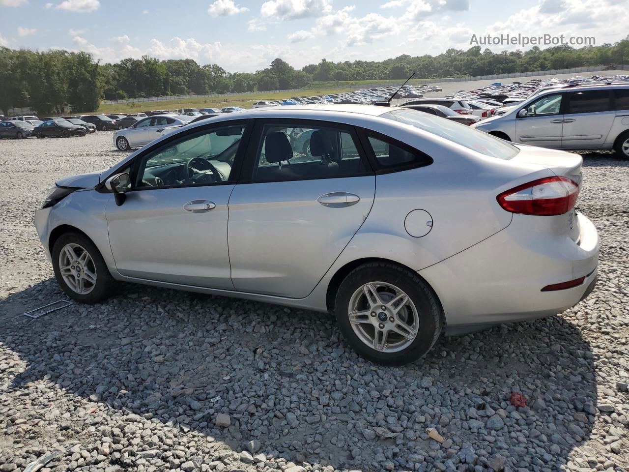 2019 Ford Fiesta Se Silver vin: 3FADP4BJ0KM103936