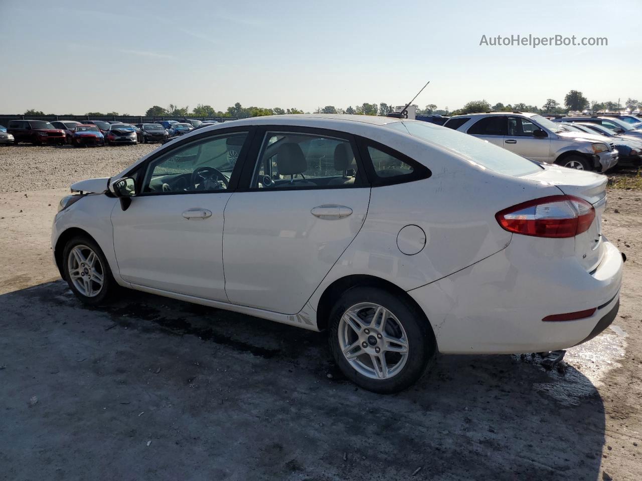 2019 Ford Fiesta Se Белый vin: 3FADP4BJ0KM108540