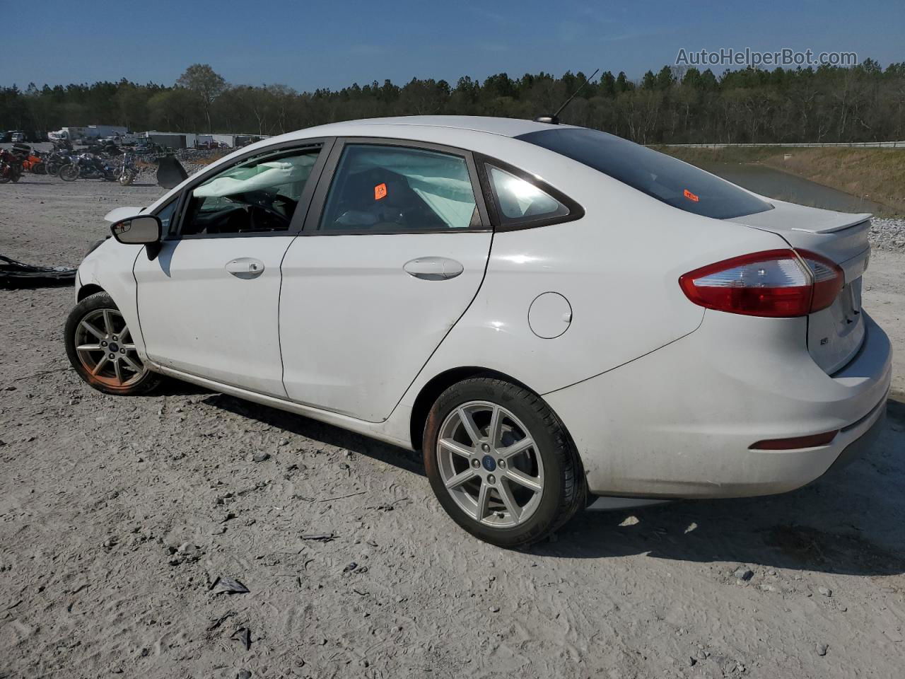 2019 Ford Fiesta Se White vin: 3FADP4BJ0KM123930