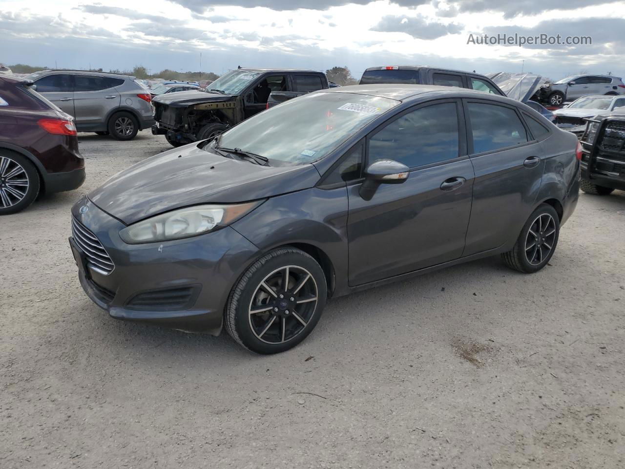 2015 Ford Fiesta Se Серый vin: 3FADP4BJ1FM172074