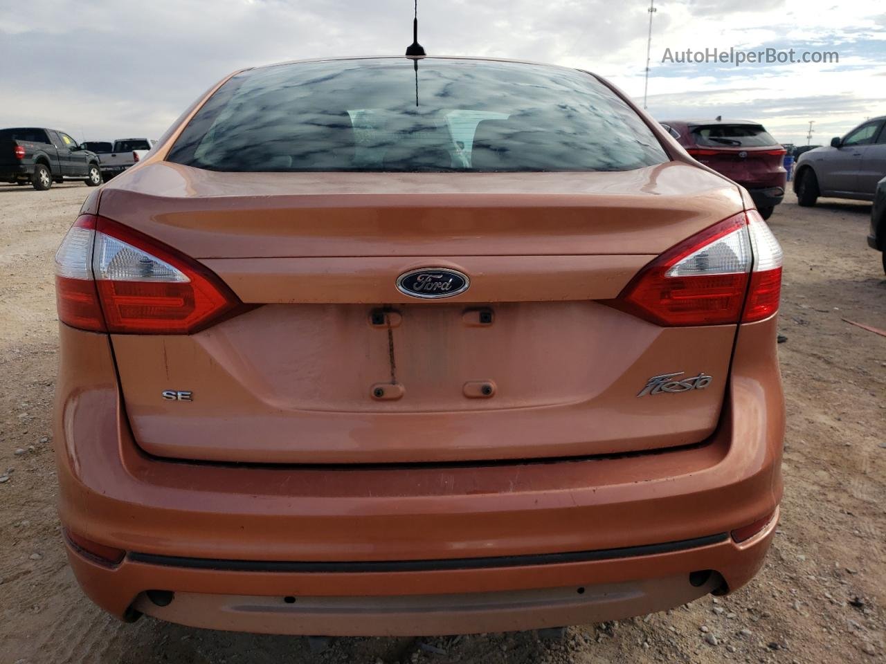 2017 Ford Fiesta Se Orange vin: 3FADP4BJ1HM115229