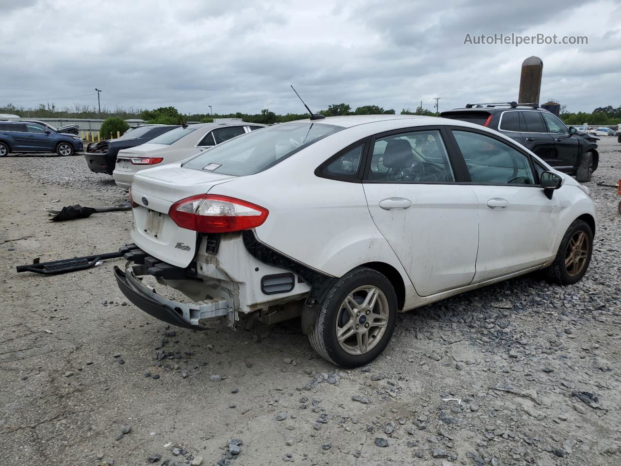 2019 Ford Fiesta Se White vin: 3FADP4BJ1KM103945