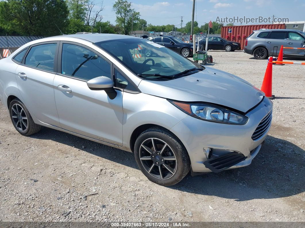 2019 Ford Fiesta Se Silver vin: 3FADP4BJ1KM110362