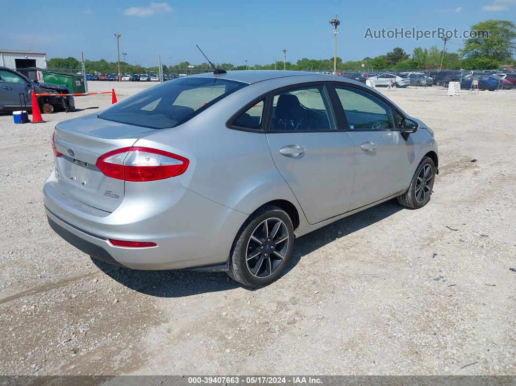 2019 Ford Fiesta Se Silver vin: 3FADP4BJ1KM110362