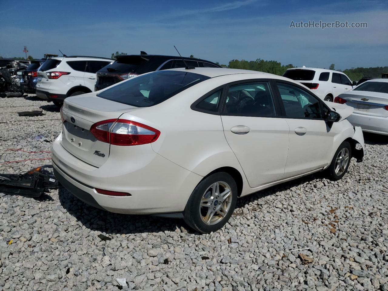 2019 Ford Fiesta Se White vin: 3FADP4BJ1KM119725