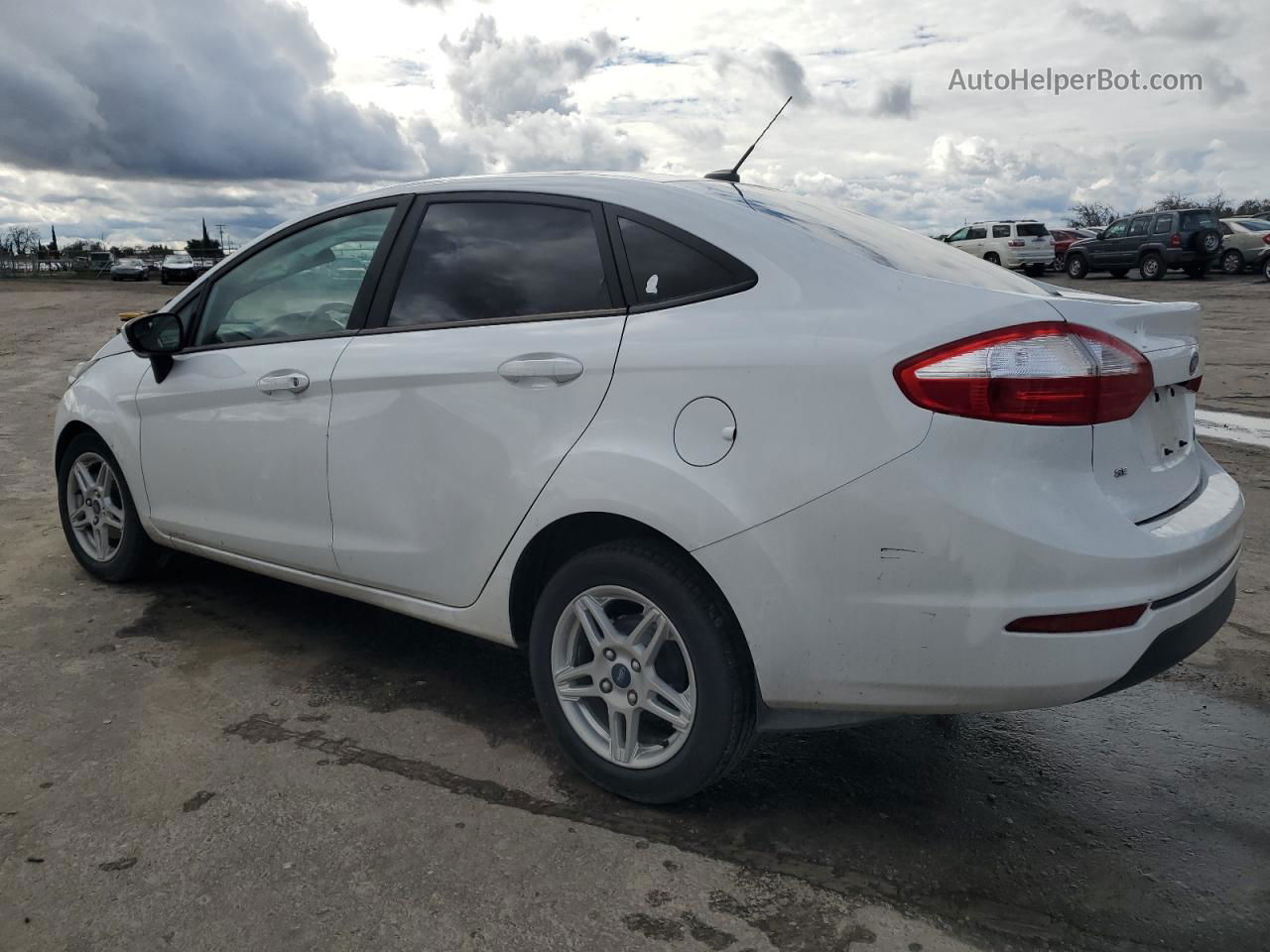 2019 Ford Fiesta Se Белый vin: 3FADP4BJ1KM156225