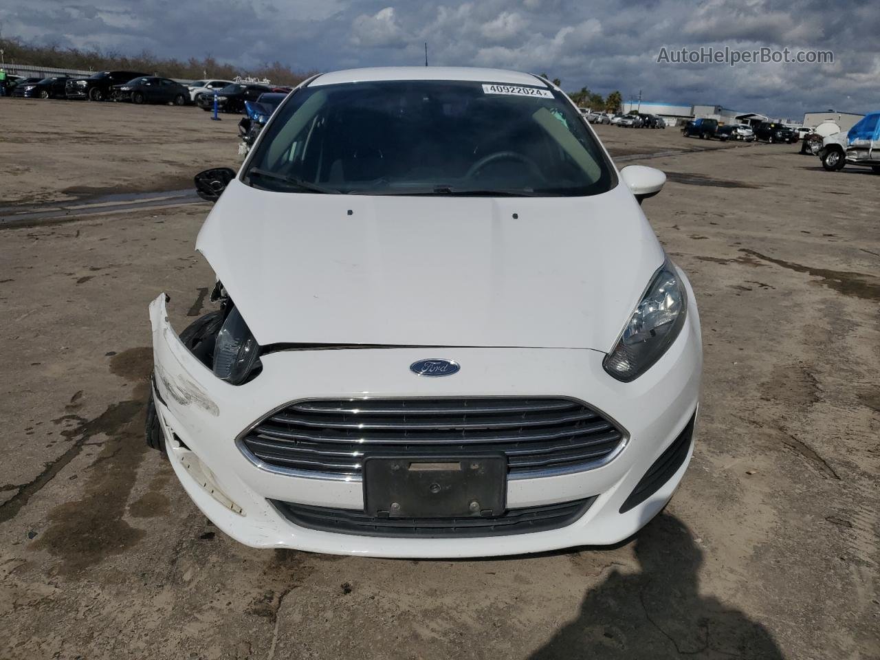 2019 Ford Fiesta Se Белый vin: 3FADP4BJ1KM156225