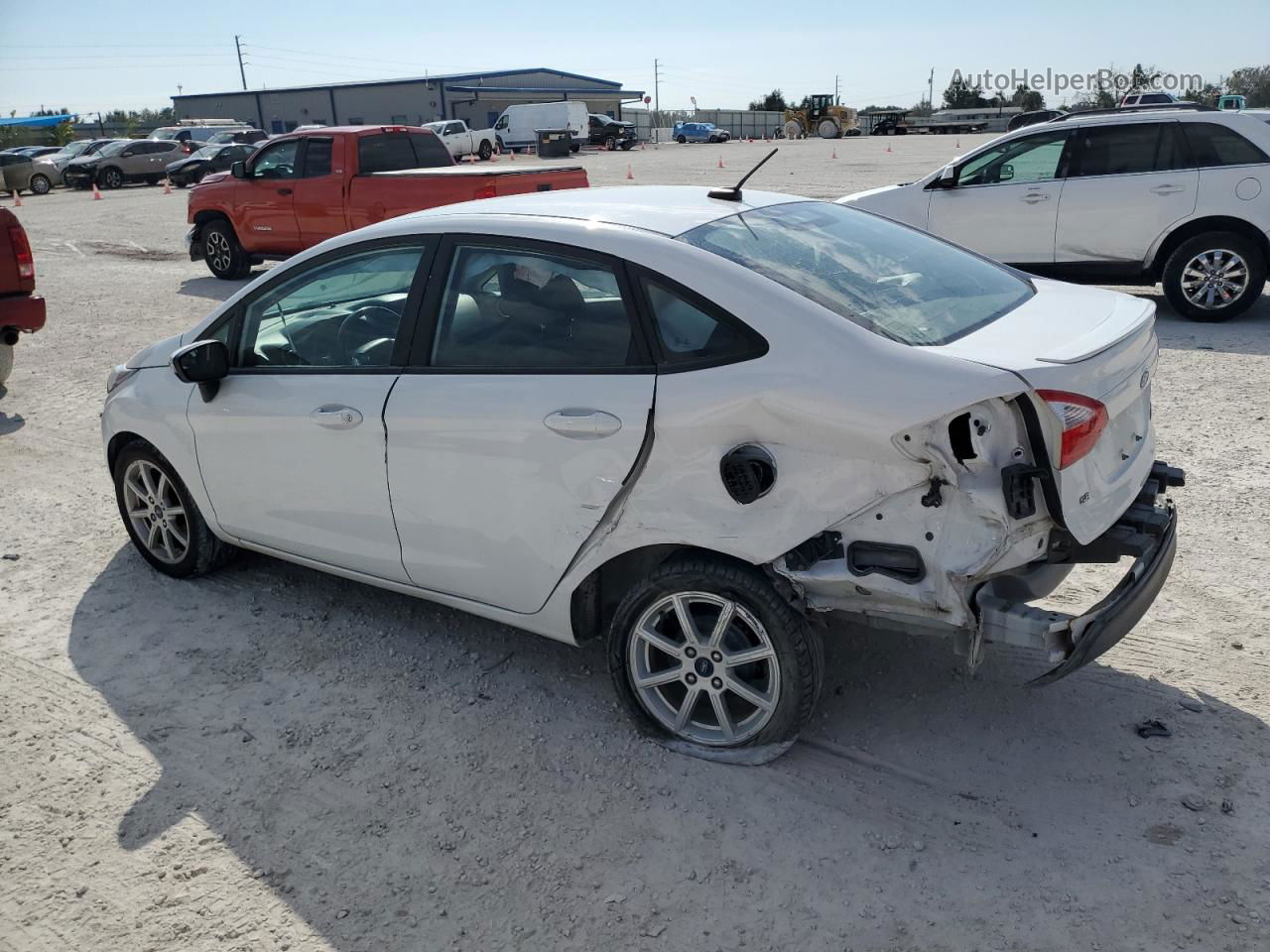 2015 Ford Fiesta Se White vin: 3FADP4BJ2FM146812