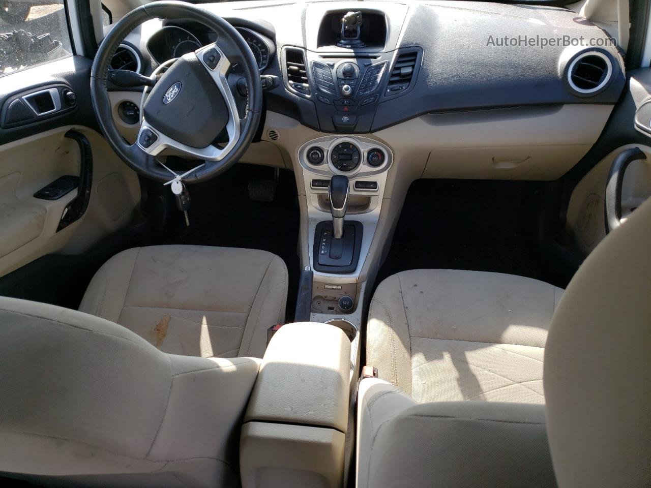 2015 Ford Fiesta Se White vin: 3FADP4BJ2FM152979
