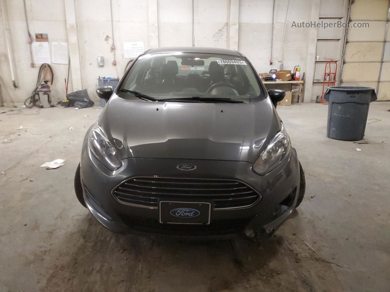 2019 Ford Fiesta Se Gray vin: 3FADP4BJ2KM113934