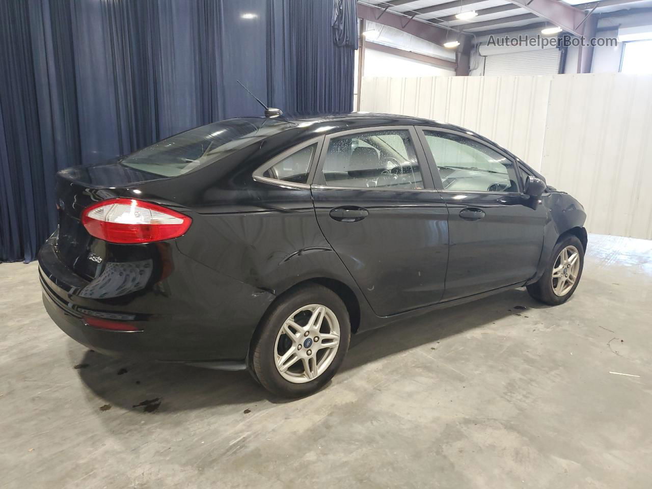 2019 Ford Fiesta Se Black vin: 3FADP4BJ2KM114856