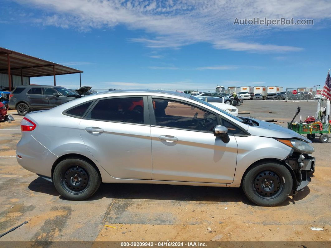 2015 Ford Fiesta Se Silver vin: 3FADP4BJ3FM172013