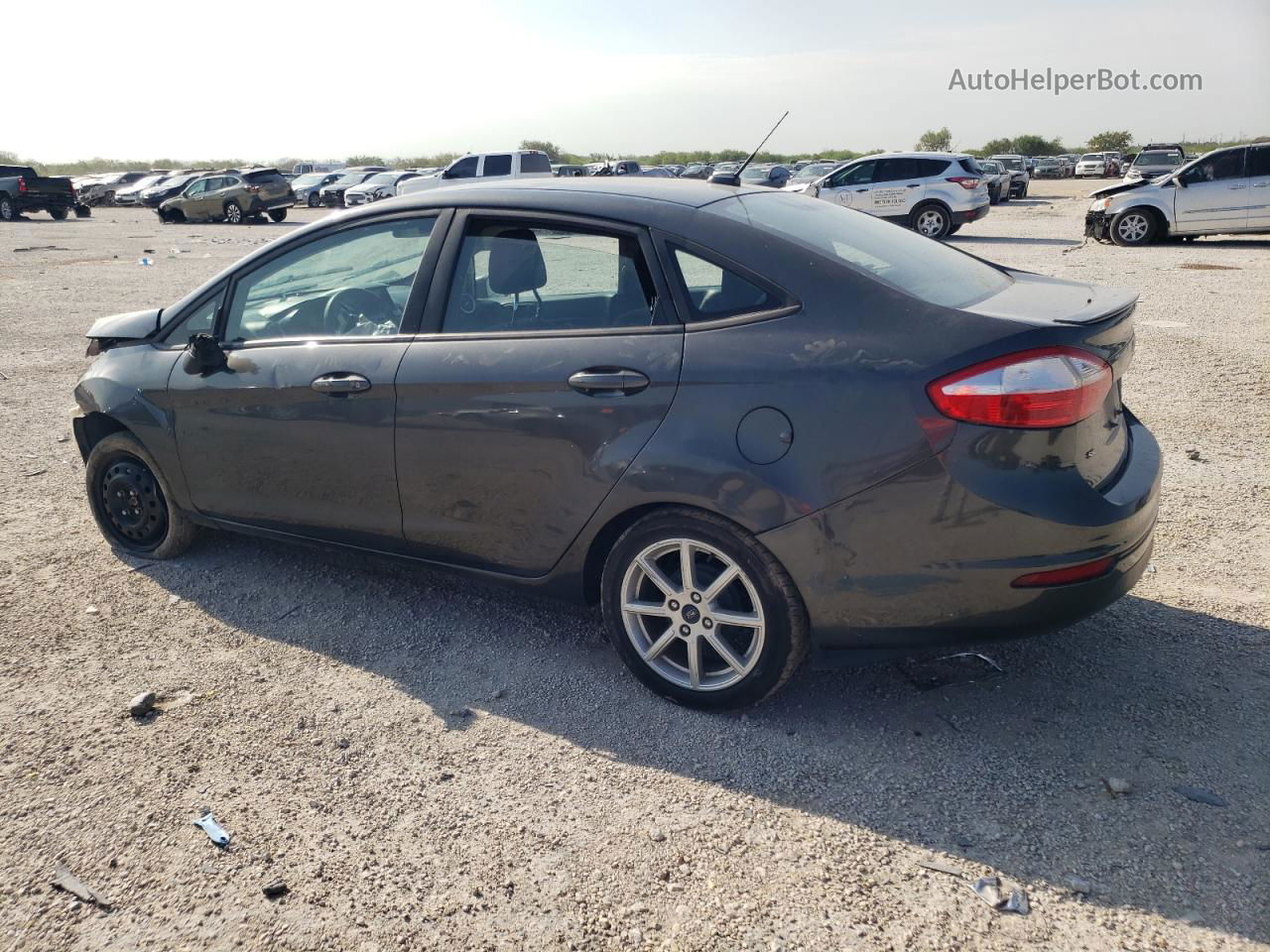 2019 Ford Fiesta Se Gray vin: 3FADP4BJ3KM150099