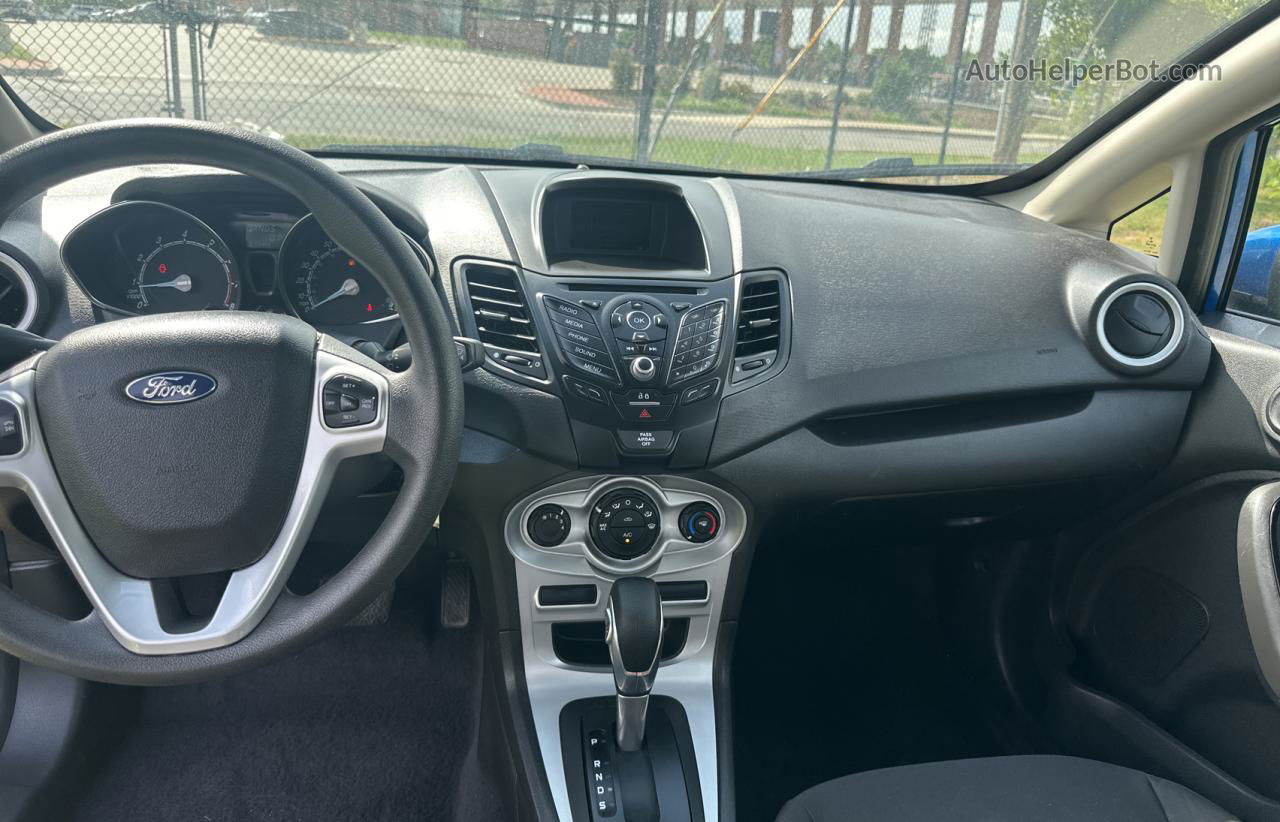 2019 Ford Fiesta Se Blue vin: 3FADP4BJ3KM161264