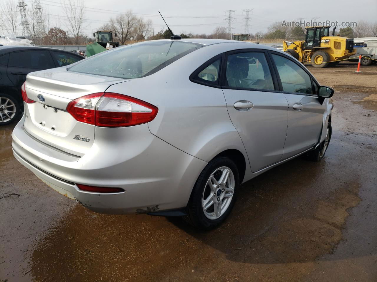 2019 Ford Fiesta Se Серебряный vin: 3FADP4BJ3KM165198