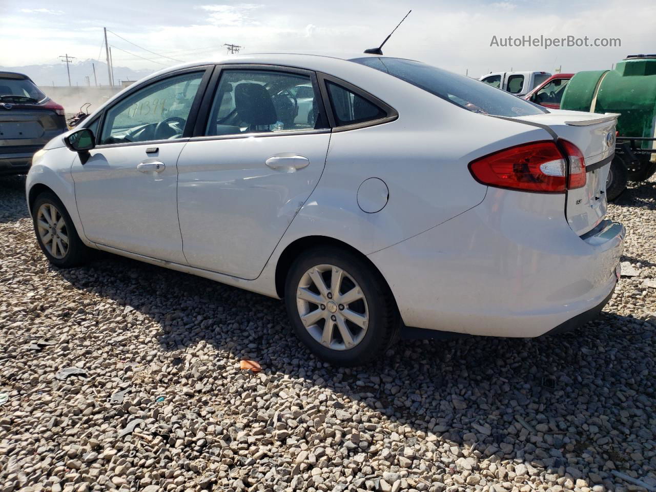 2011 Ford Fiesta Se White vin: 3FADP4BJ4BM111876