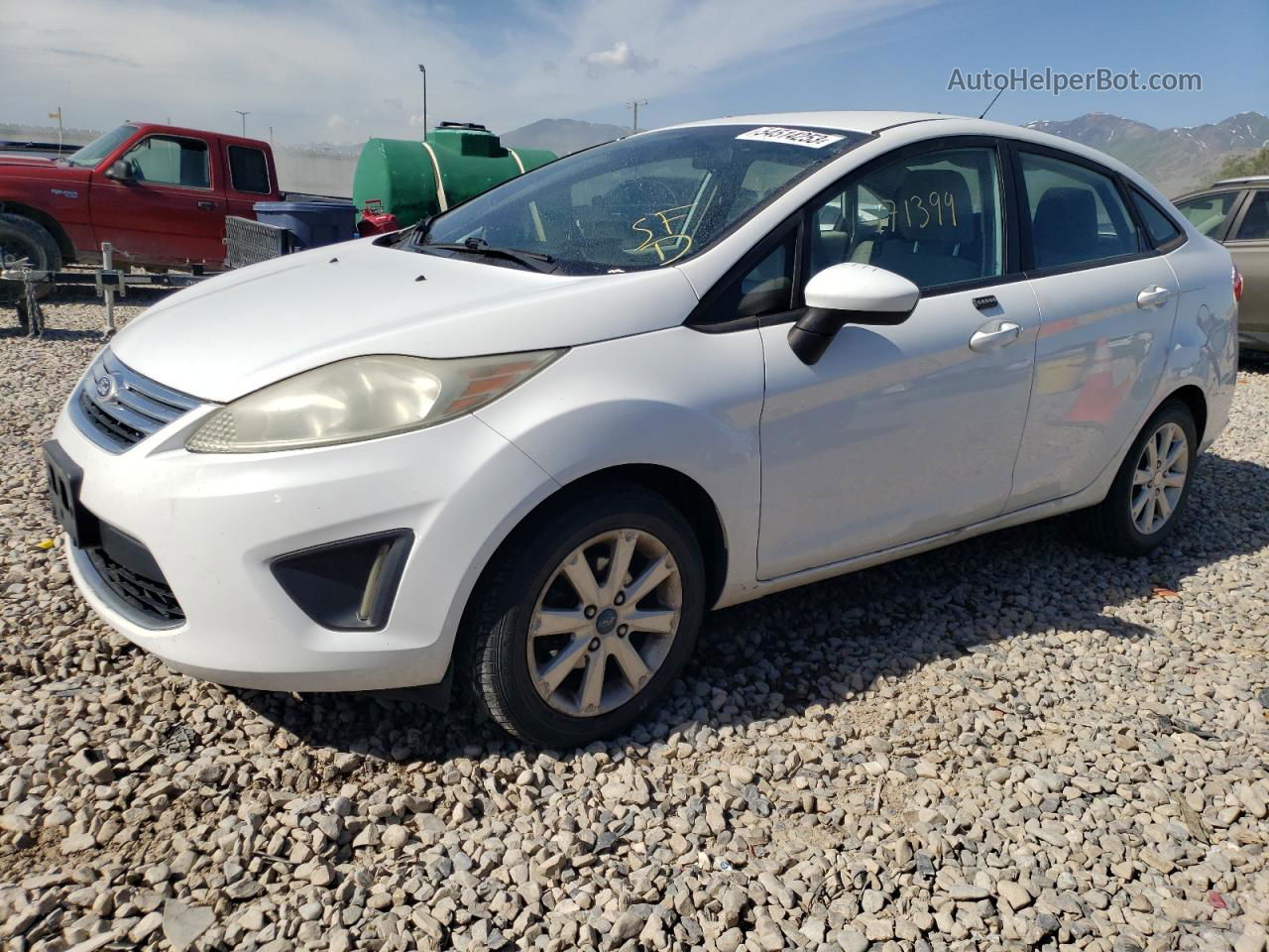 2011 Ford Fiesta Se White vin: 3FADP4BJ4BM111876