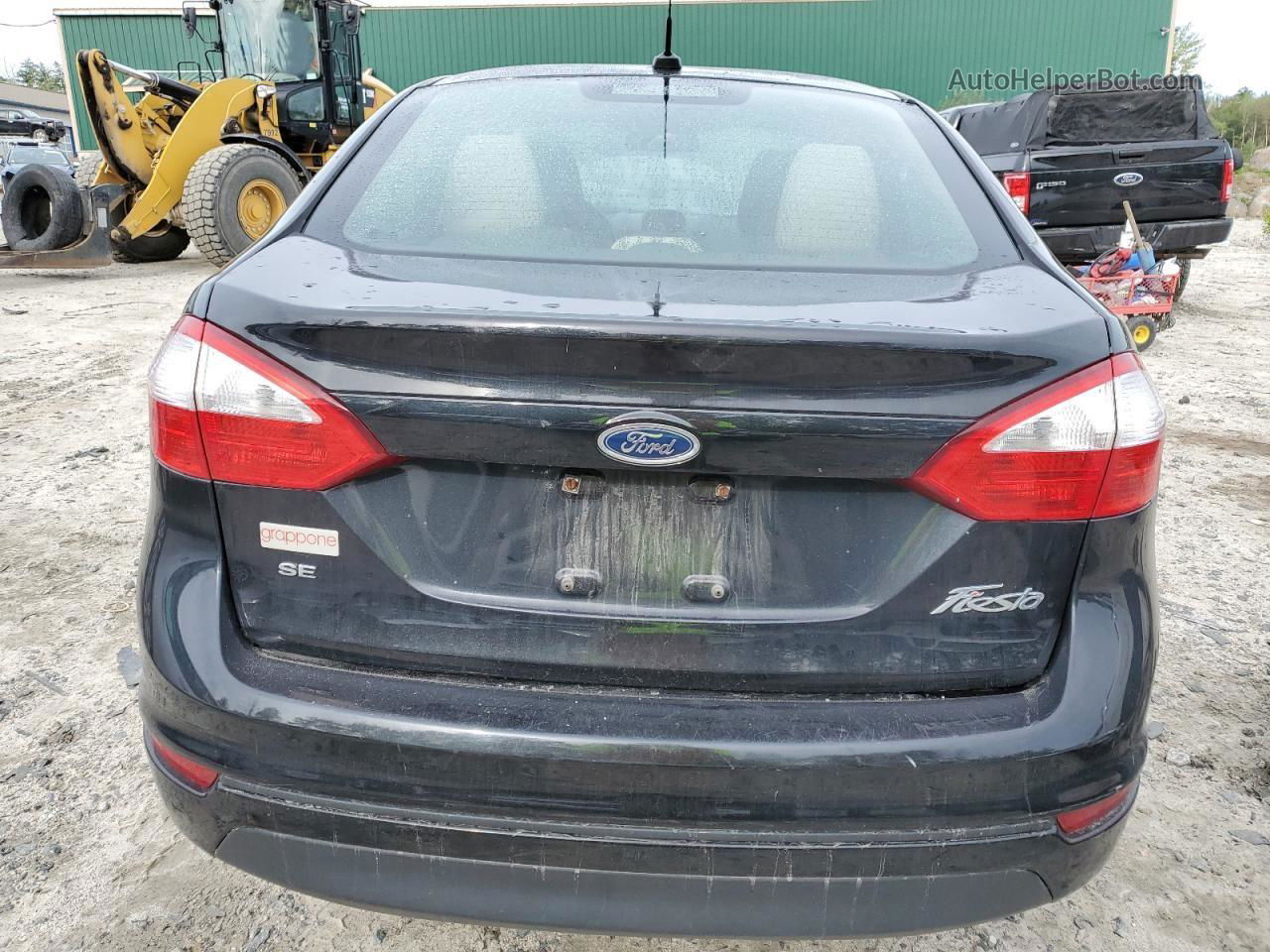 2015 Ford Fiesta Se Черный vin: 3FADP4BJ4FM132264