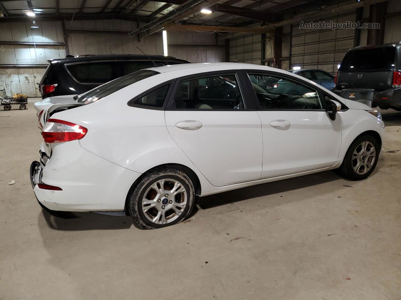 2015 Ford Fiesta Se White vin: 3FADP4BJ4FM166737