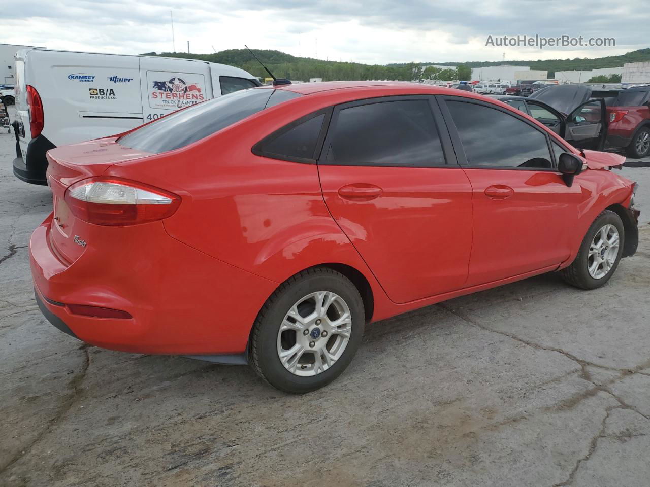 2015 Ford Fiesta Se Red vin: 3FADP4BJ4FM203334