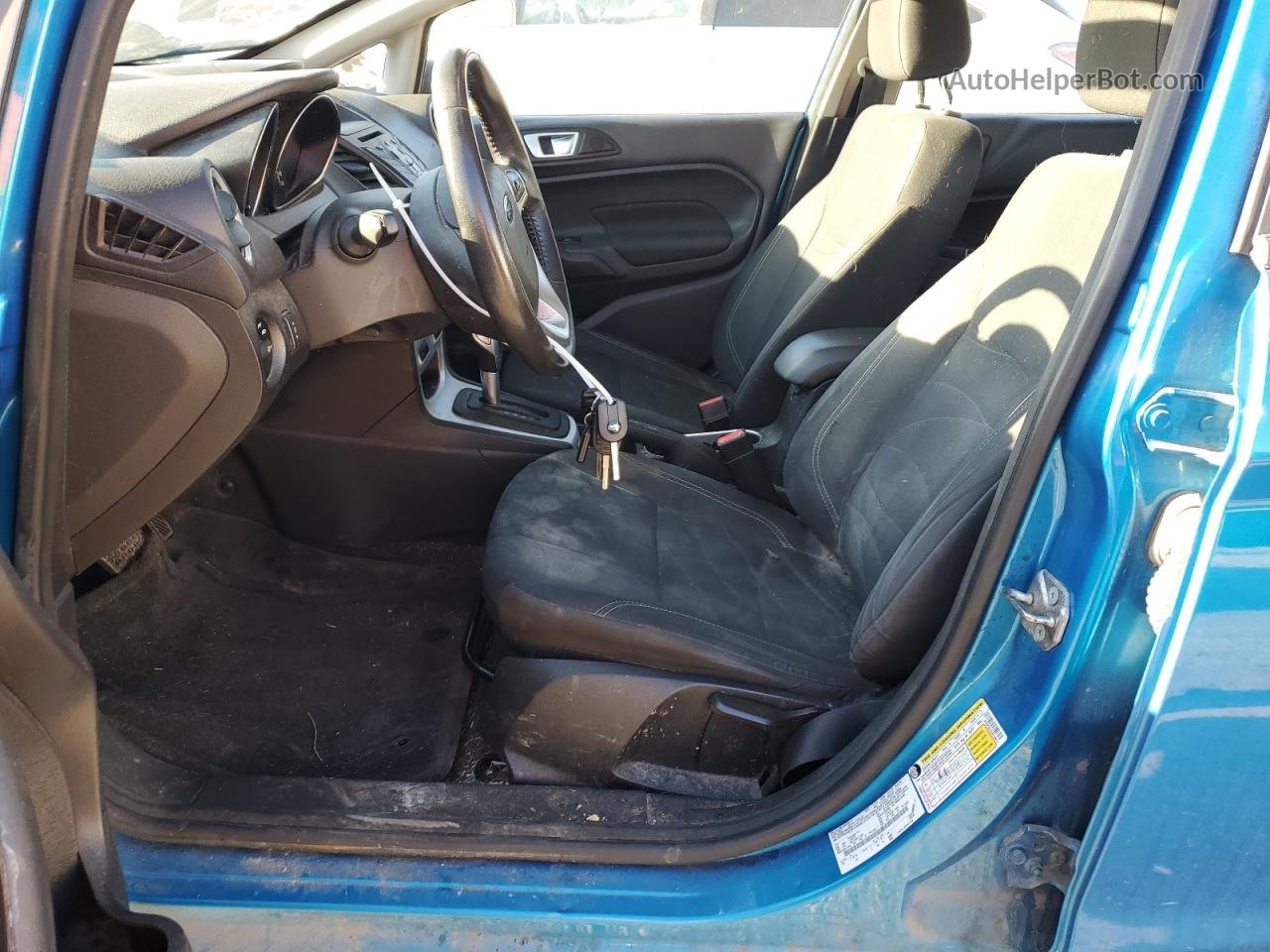 2016 Ford Fiesta Se Синий vin: 3FADP4BJ4GM130614