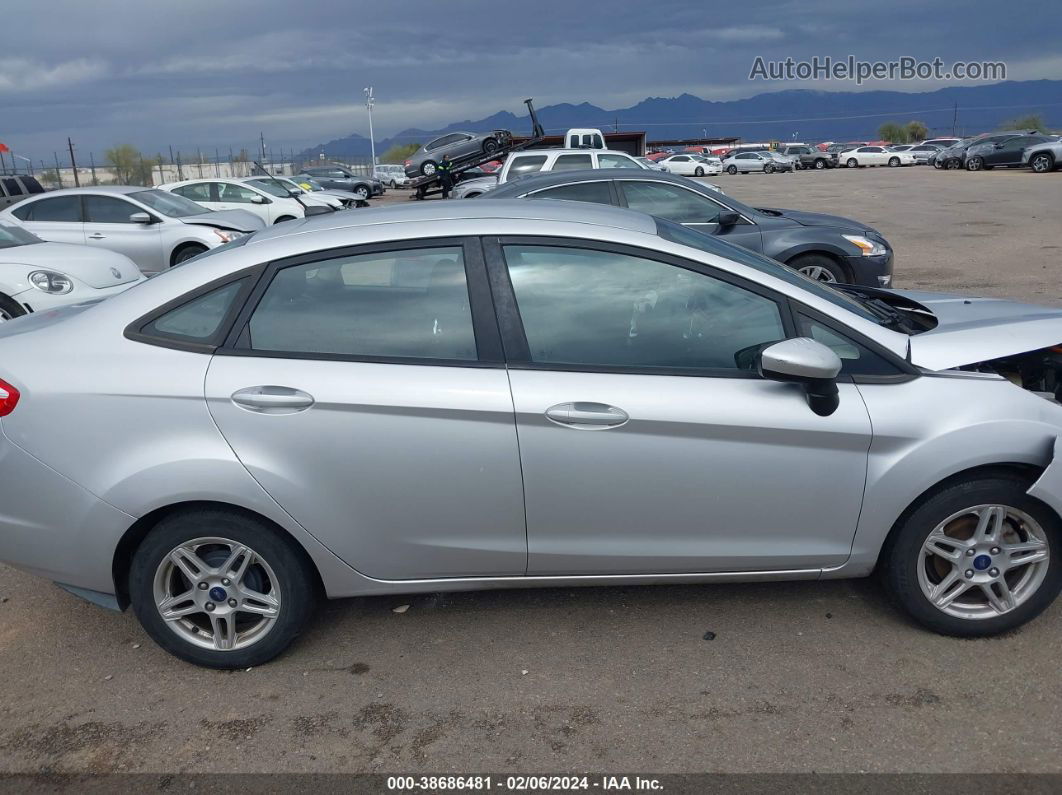 2017 Ford Fiesta Se Silver vin: 3FADP4BJ4HM138438